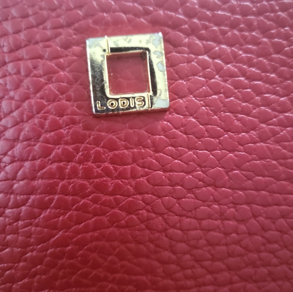 Lodis Red Pebbled Leather Wristlet Clutch / Wallet Purse - Picture 5 of 13